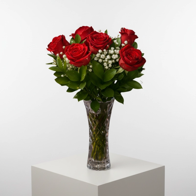 6 Roses in Vase - Flower Arrangement